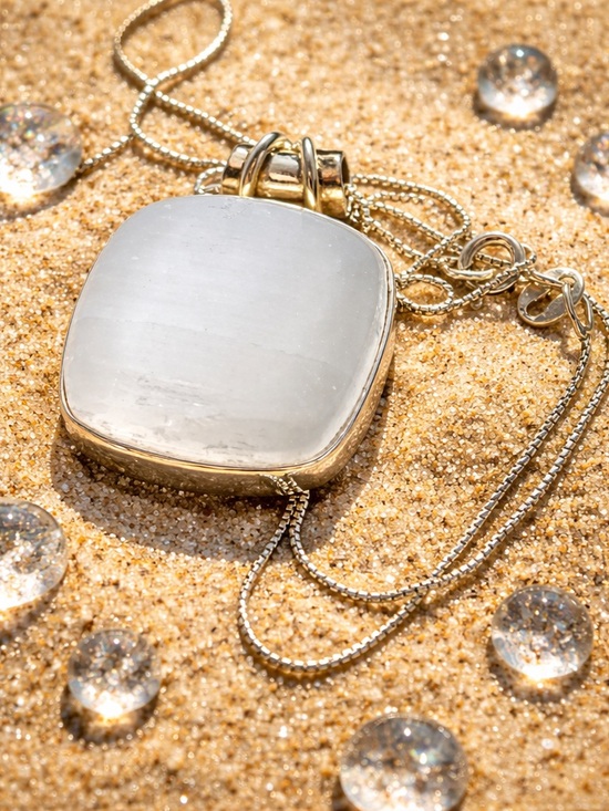 Robin's Nest Jewels Jewelry - Selenite Necklace